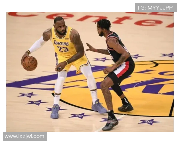 湖人对决开拓者精彩全场视频回顾与赛后分析 湖人对决开拓者精彩全场视频回顾与赛后分析